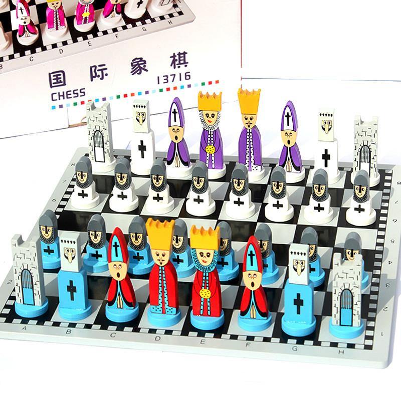 Full-color Wooden Doll Chess Sets