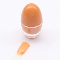 Vernis à ongles en forme d'œuf
