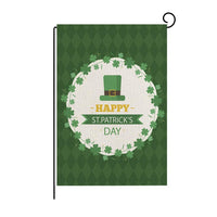 Bandera de jardín del día de San Patricio con estampado de trébol de cuatro hojas verde
