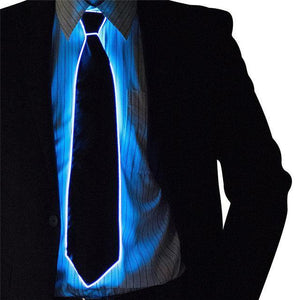 Cravate lumineuse à commande vocale