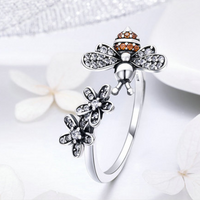 Bee Story Ring