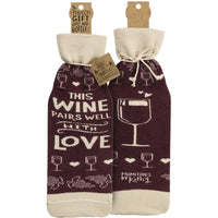 Este vino combina bien con el amor: calcetín para botella/bolsa de vino

