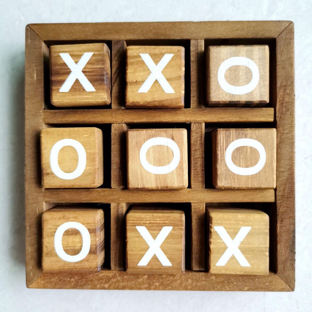 Wooden Blocks Tic-Tac-Toe Game