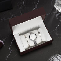 Set de regalo de reloj de mujer atmosférico
