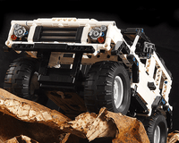 Conjunto de vehículo todoterreno con Control remoto, bloque de construcción de águila doble, Land Rover Guard C51004
