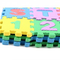 Tapis puzzle lettres et chiffres