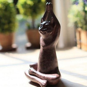 Estatuas de gatos de yoga