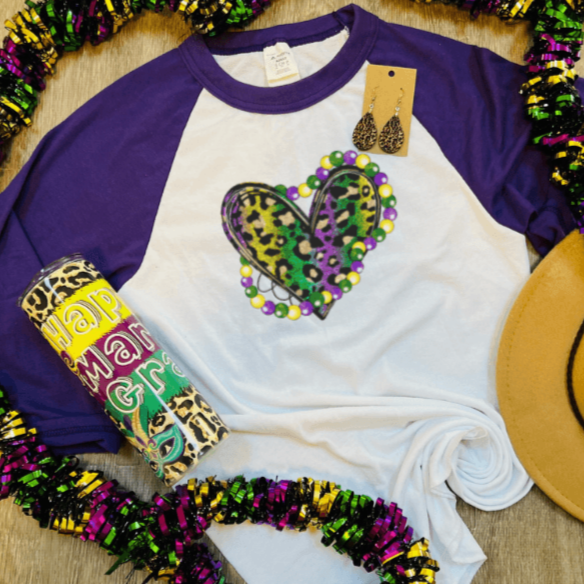 T-shirt raglan coeur imprimé léopard Mardi Gras